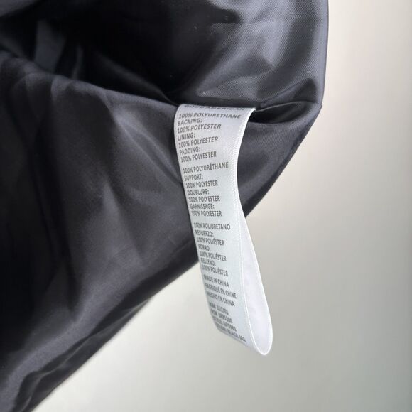 Good American Oversized Leather Puffer Vest - Picture 5 of 8